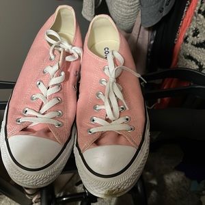 Pink converse